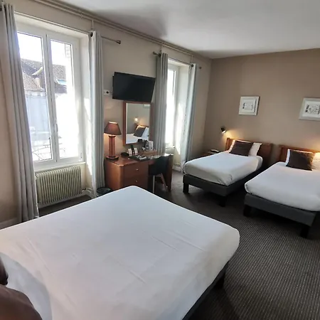 Logis Hotel Le Cerf Briare Exterior foto