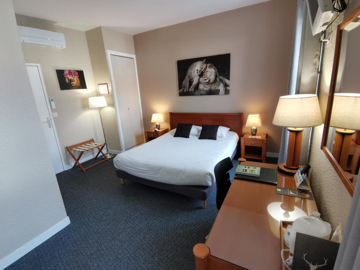 Logis Le Cerf Hotel 3*