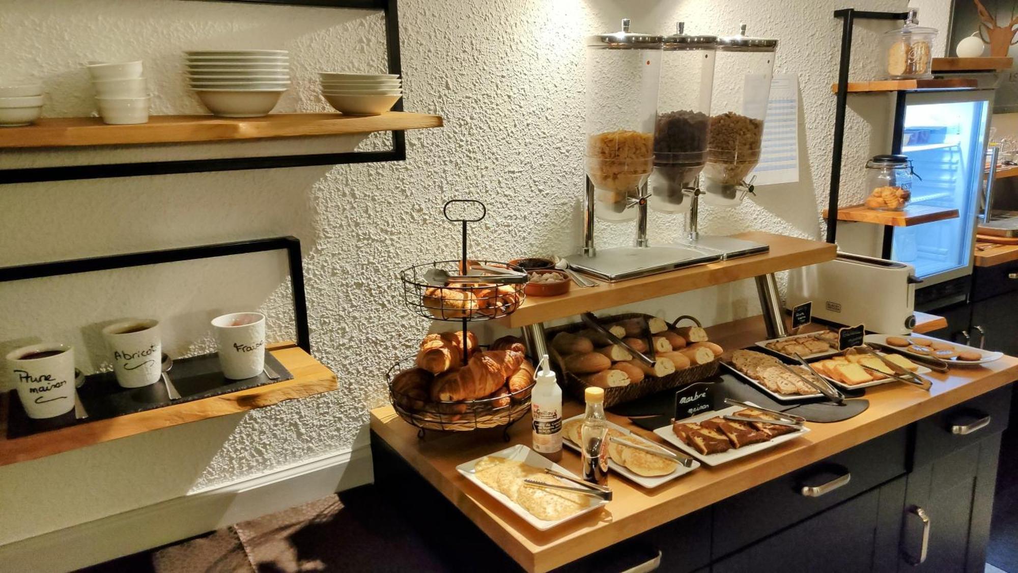 Logis Le Cerf Hotel Briare