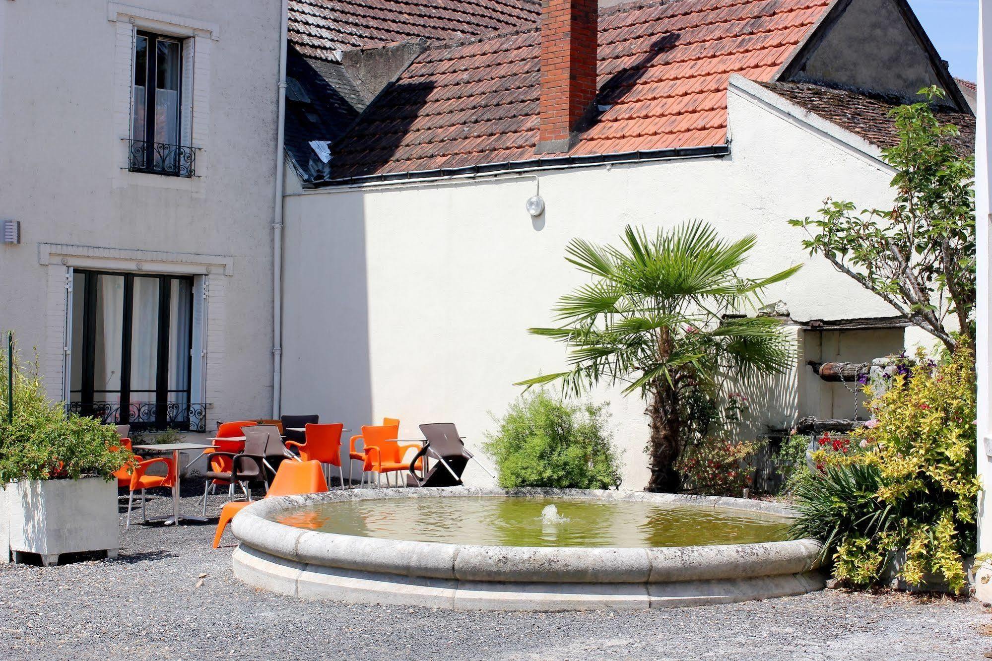 Logis Le Cerf Hotel Briare