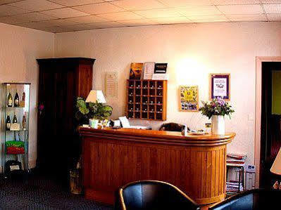 Logis Le Cerf Hotel